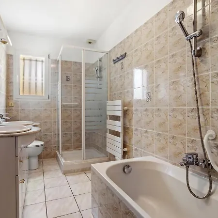 150m2, Piscine, Parking, Wifi, Clim * Saint-Raphaël